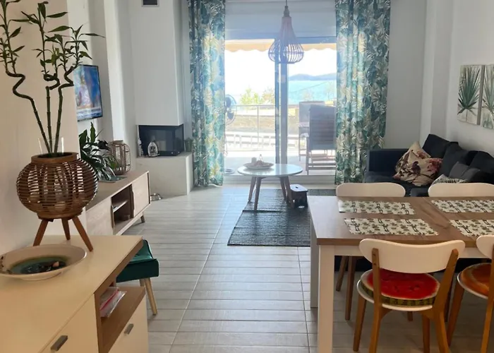 Nea Peramos Apartment Seafront
